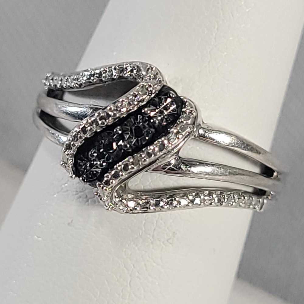 WBR Diamond Ring Womens 6.5 Silver Black Diamond Illusion Bypass Band